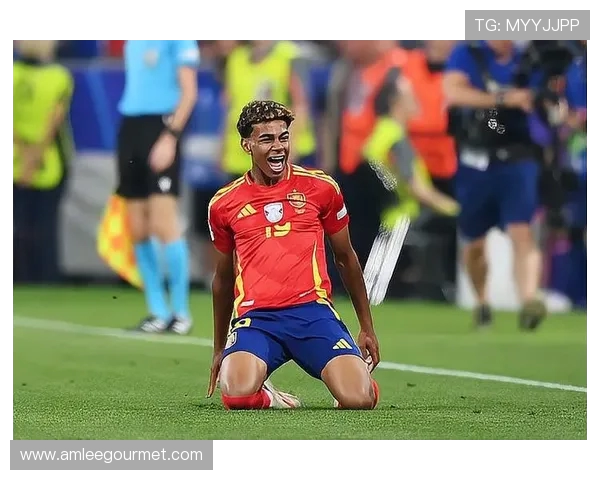 亚马尔成为国家德比新星 用个人魅力点燃平淡赛场的激情 亚马尔成为国家德比新星 用个人魅力点燃平淡赛场的激情