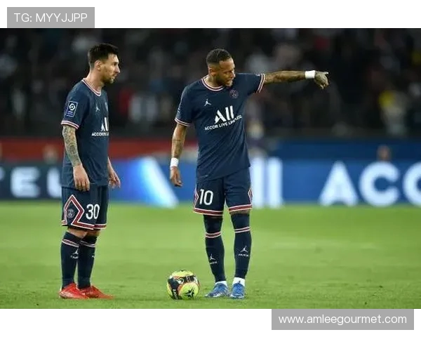 阿什拉夫伤缺6至8周 力争尽快恢复赶上非洲杯