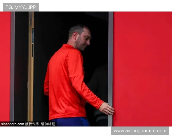 施罗德为出任门兴总监自掏腰包与萨尔茨堡提前解约事件引发热议声